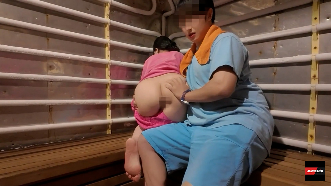 JS-601 찜질방에서 섹스 데이트